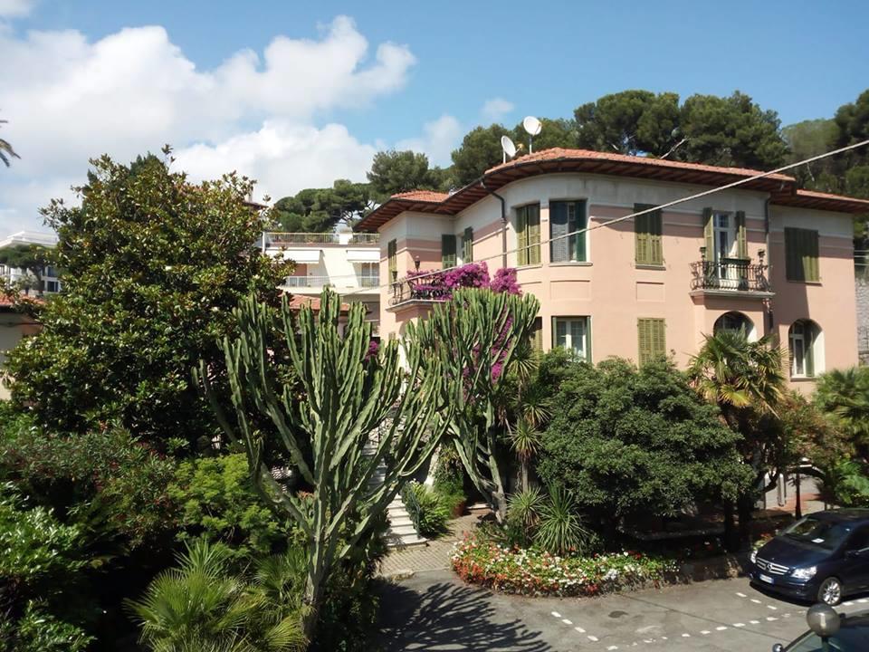 Hotel La Scogliera Bordighera Ngoại thất bức ảnh