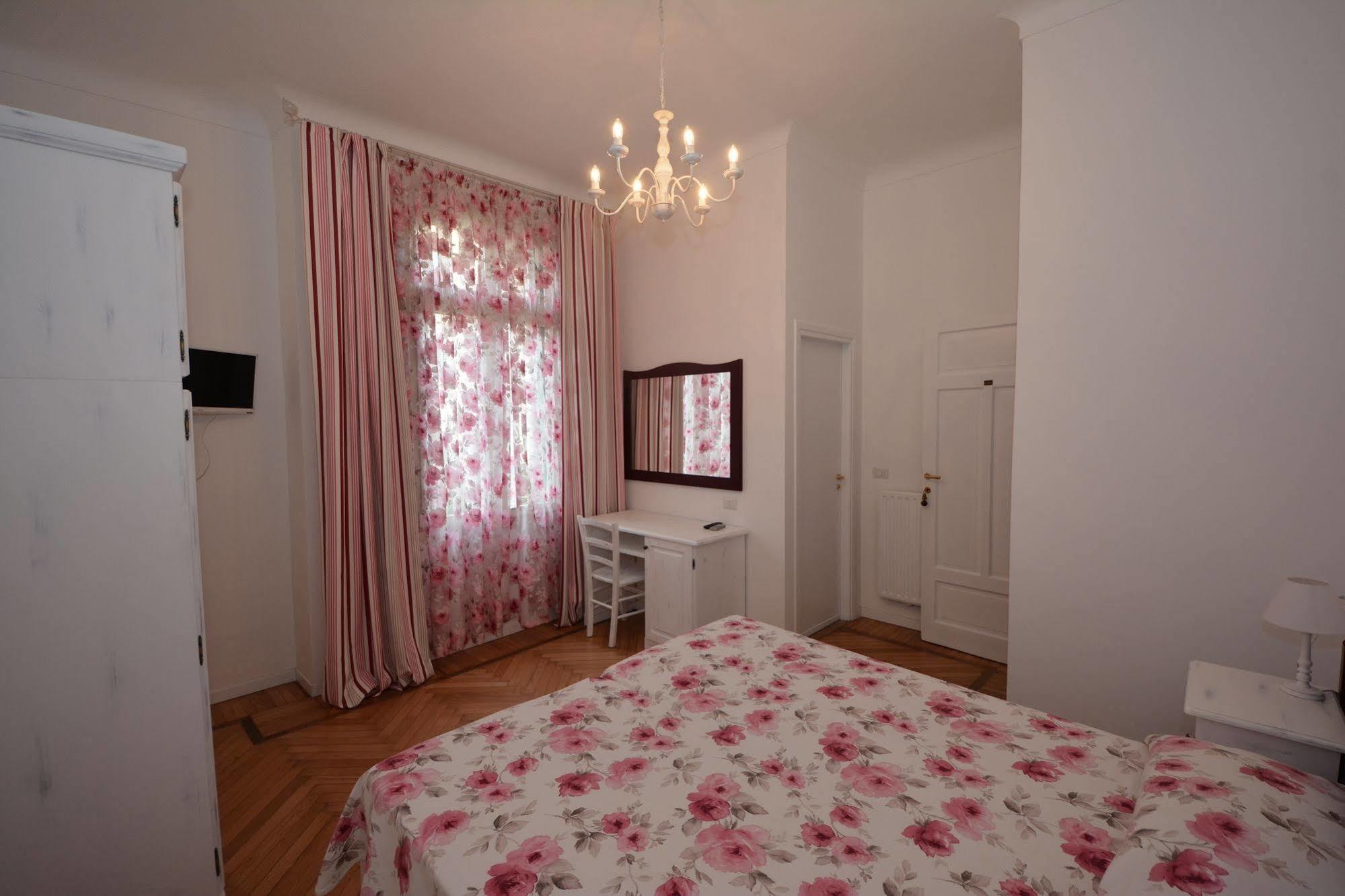 Hotel La Scogliera Bordighera Ngoại thất bức ảnh
